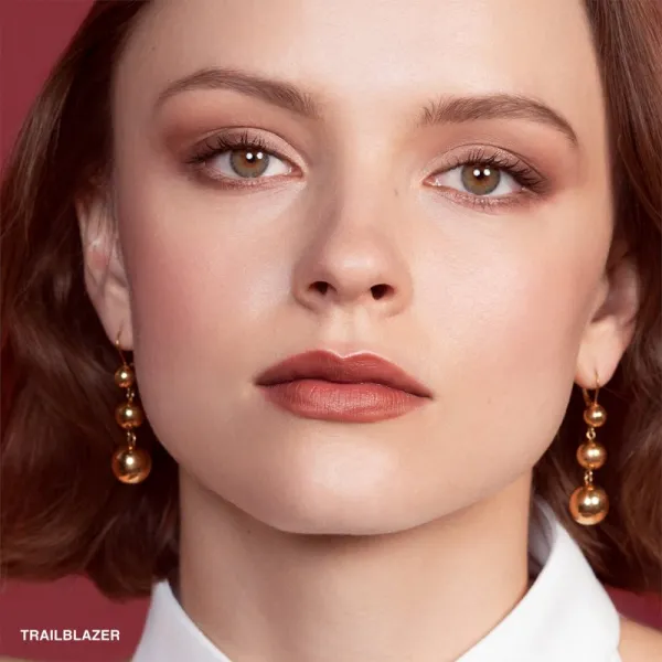 Bobbi Brown Luxe Shine Intense hydratačný lesklý rúž odtieň TRAILBLAZER 2.3 g
