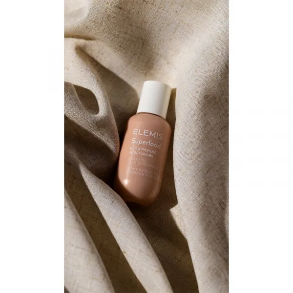 Elemis Superfood Glow Priming Moisturiser rozjasňujúci hydratačný krém 60 ml