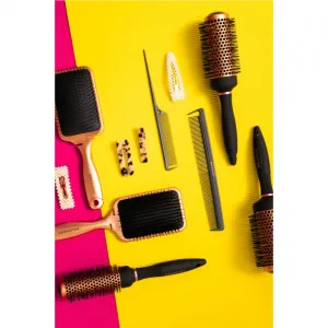 BrushArt Hair Tail comb with a carbon finish hrebeň 1 ks