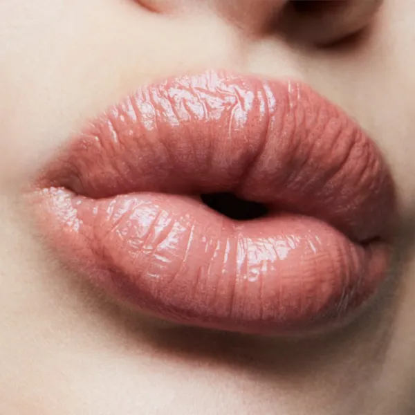 MAC Cosmetics Lipglass lesk na pery odtieň Lust 3,1 ml