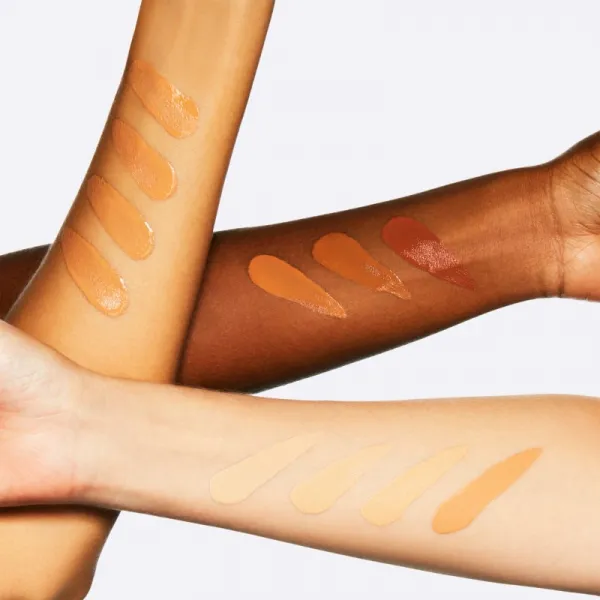 MAC Cosmetics Studio Waterweight SPF 30 Foundation ľahký hydratačný make-up SPF 30 odtieň NC 20 30 ml