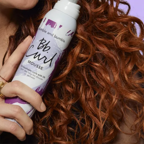 Bumble and bumble Bb. Curl Mousse stylingová pena pre vlnité a kučeravé vlasy 146 ml