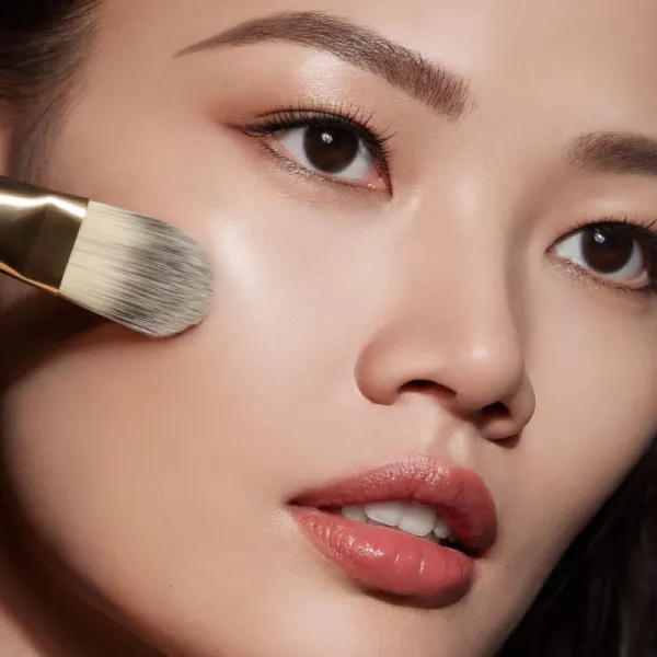 Estée Lauder Futurist Aqua Brilliance™ Watery Glow Primer rozjasňujúca podkladová báza s hydratačným účinkom 40 ml