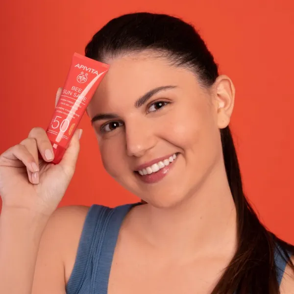Apivita Bee Sun Safe Hydra Face Tinted Gel-Cream SPF50 tónovaný gélový krém SPF 50 50 ml