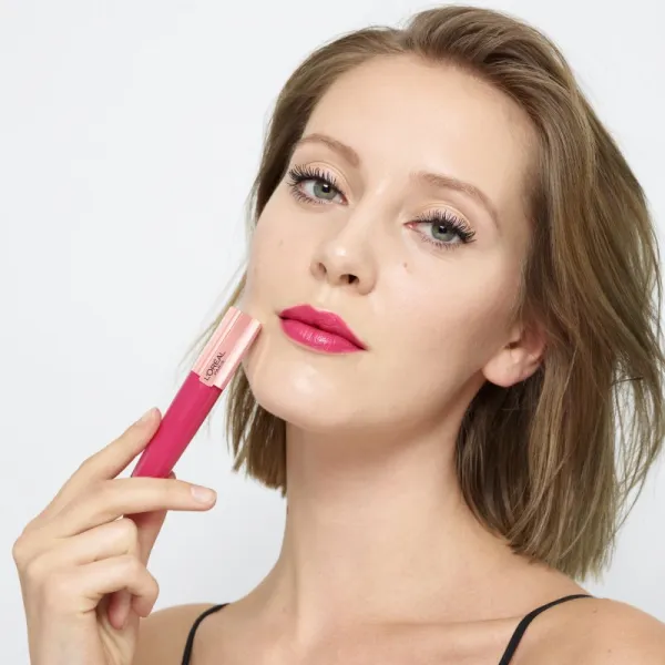 L’Oréal Paris Glow Paradise Balm in Gloss lesk na pery s kyselinou hyalurónovou odtieň 404 I Insert 7 ml