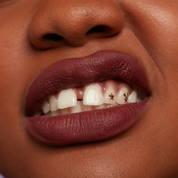 NYX Professional Makeup Lip Lingerie XXL tekutý rúž s matným finišom odtieň 08 - Straps off 4 ml