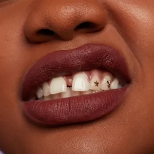 NYX Professional Makeup Lip Lingerie XXL tekutý rúž s matným finišom odtieň 08 - Straps off 4 ml
