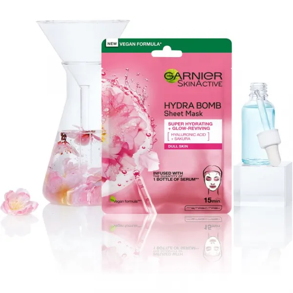 Garnier Skin Naturals Hydra Bomb plátenná maska s rozjasňujúcim účinkom 28 g