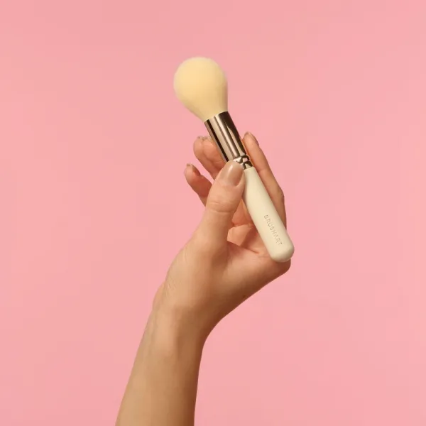 BrushArt Basic Blush brush štetec na lícenku 1 ks
