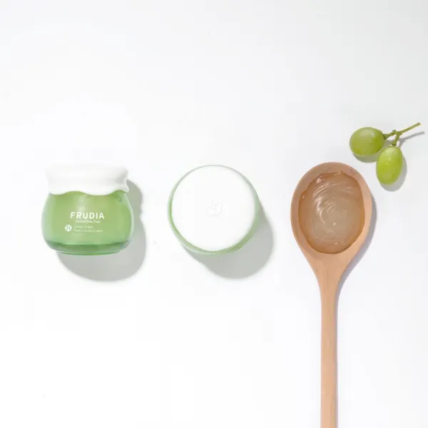 Frudia Green Grape hydratačný gél krém pre stiahnuté póry 55 g