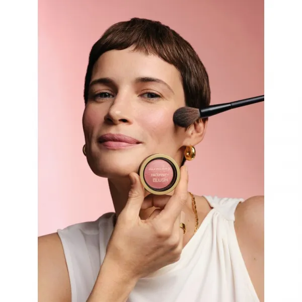 Max Factor Facefinity púdrová lícenka odtieň 50 Sunkissed Rose 1,5 g