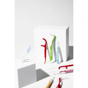 MEDIBLANC Interdental Pick-brush Angle medzizubná kefka 6 ks 0,5 mm Red 6 ks