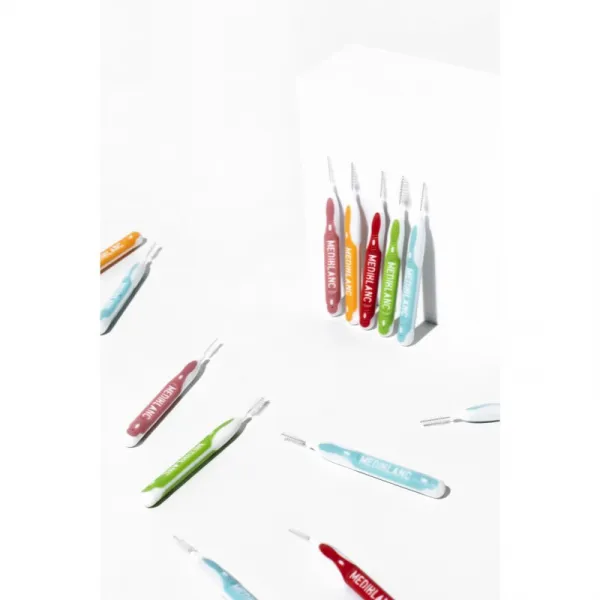 MEDIBLANC Interdental Pick-brush medzizubná kefka 0,5 mm Red 6 ks