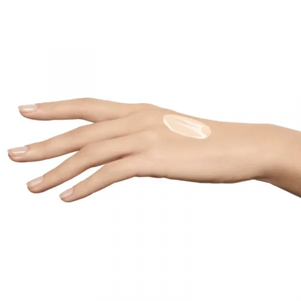 Clarins Skin Illusion Natural Hydrating Foundation rozjasňujúci hydratačný make-up SPF 15 odtieň 100.5W Cream 30 ml