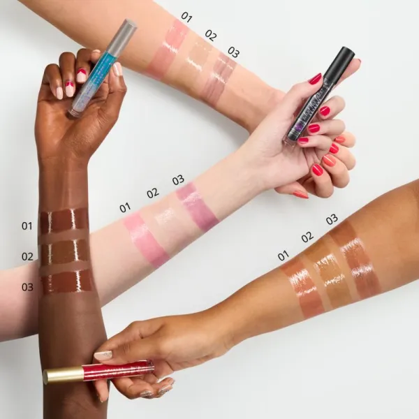 essence WHAT THE FAKE! lesk na pery so zväčšujúcim efektom 4,2 ml
