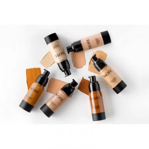 Note Cosmetique Detox & Protect tekutý mejkap s matným finišom SPF 15 odtieň 01 Beige 30 ml
