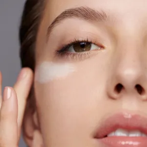 Bobbi Brown Extra Repair Eye Cream Intense Prefill revitalizačný očný krém 15 ml