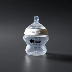 Tommee Tippee Natural Start Anti-Colic samosterilizačná dojčenská fľaša Slow Flow 0m+ 150 ml