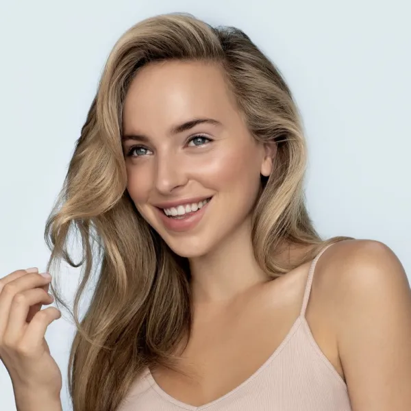 Aveda Phomollient™ Styling Foam stylingová pena pre definíciu a tvar účesu pre jemné až normálne vlasy 200 ml