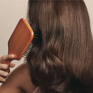 Aveda Wooden Paddle Brush drevená kefa na vlasy 1 ks