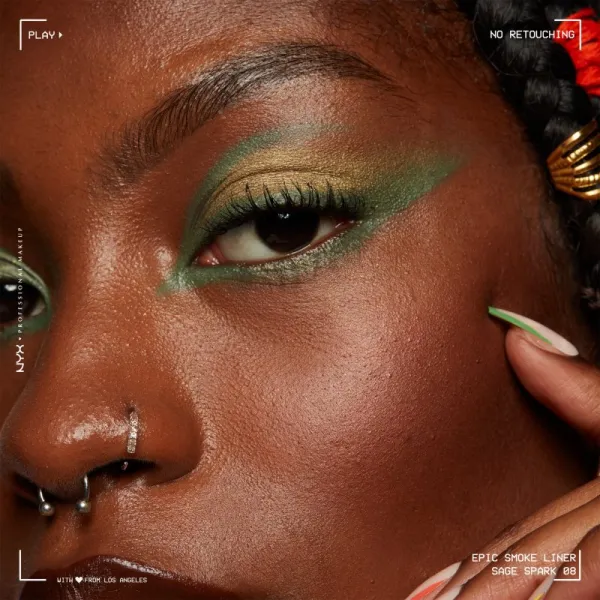 NYX Professional Makeup Epic Smoke Liner dlhotrvajúca ceruzka na oči odtieň 08 Sage Sparks 0,17 g
