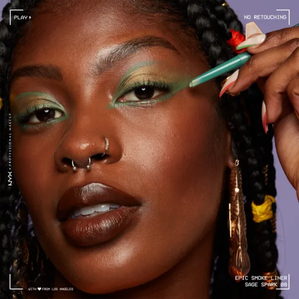 NYX Professional Makeup Epic Smoke Liner dlhotrvajúca ceruzka na oči odtieň 08 Sage Sparks 0,17 g
