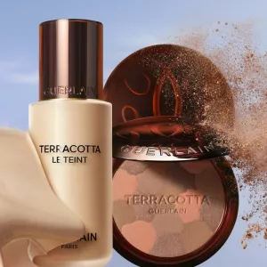 GUERLAIN Terracotta Light bronzujúci rozjasňujúci púder plniteľný odtieň 02 Medium Cool 10 g