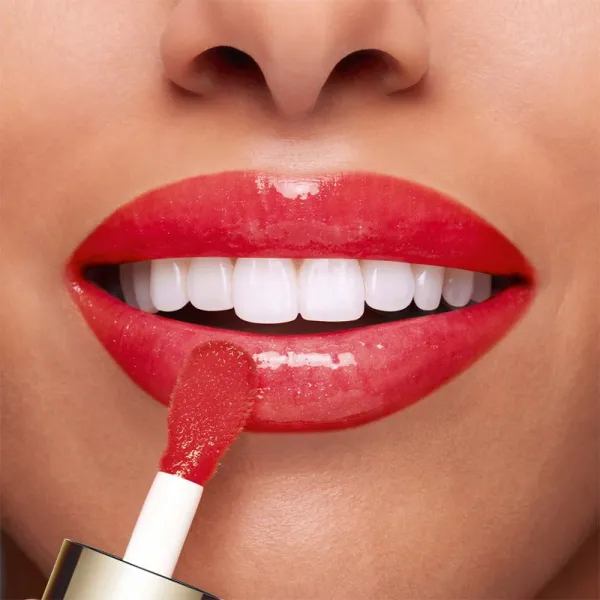 Clarins Lip Comfort Oil olej na pery s hydratačným účinkom odtieň 03 cherry 7 ml