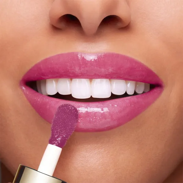 Clarins Lip Comfort Oil olej na pery s hydratačným účinkom odtieň 10 plum 7 ml