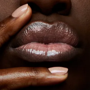 MAC Cosmetics Lipglass lesk na pery odtieň Oyester Girl 3,1 ml