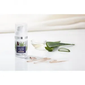 Nobilis Tilia Obličejový Krém BB krém s hydratačným účinkom s aloe vera odtieň Light 30 ml