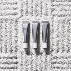 Shiseido Men Total Revitalizer Eye ľahký očný krém pre mužov 15 ml