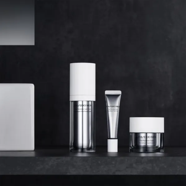 Shiseido Men Total Revitalizer Eye ľahký očný krém pre mužov 15 ml