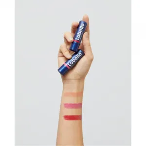 Labello Caring Beauty tónovací balzam na pery odtieň Nude 4,8 ml