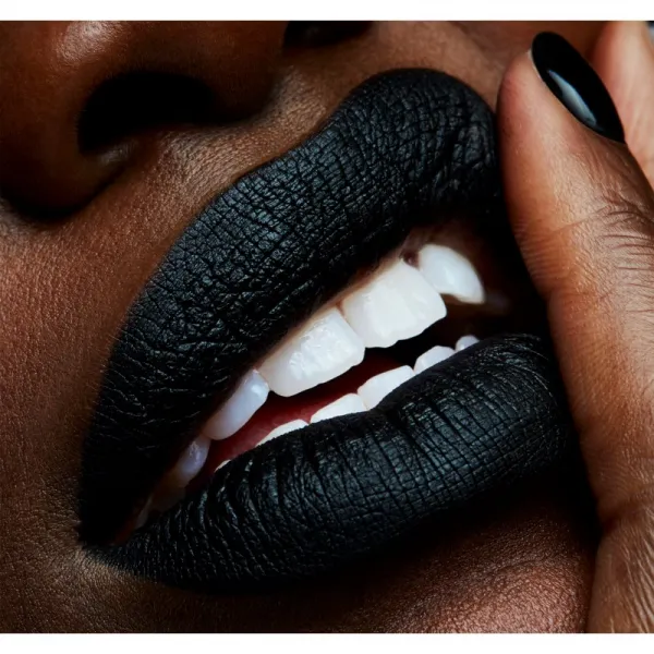 MAC Cosmetics Retro Matte Liquid Lipcolour matný tekutý rúž odtieň Caviar 5 ml