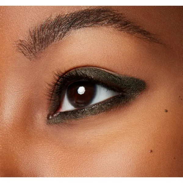 MAC Cosmetics Colour Excess Gel Pencil vodeodolná gélová ceruzka na oči odtieň Serial Monogamist 0,35 g