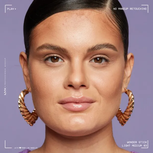 NYX Professional Makeup Wonder Stick Dual Face Lift obojstranná kontúrovacia tyčinka odtieň 03 Light Medium 2x4 g