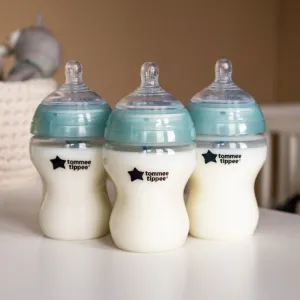 Tommee Tippee Advanced Anti-Colic dojčenská fľaša anti-colic samosterilizačný Slow Flow 0m+ 3x260 ml