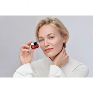 Dr Irena Eris ScientiVist revitalizačný očný krém SPF 20 15 ml