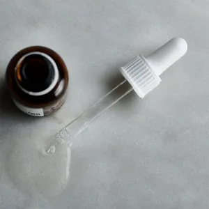 Australian Bodycare Tea Tree Oil intenzívne omladzujúce sérum pre zrelú pleť 30 ml