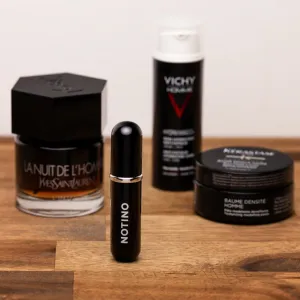 Notino Travel Collection Perfume Atomiser plniteľný rozprašovač parfémov Black 5 ml