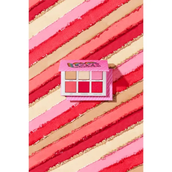 Revolution Power Shadow Palette paletka očných tieňov odtieň Love Conquers 6.6 g