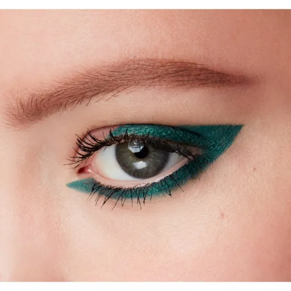MAC Cosmetics Colour Excess Gel Pencil vodeodolná gélová ceruzka na oči odtieň Pool Shark 0,35 g