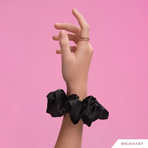 BrushArt Hair Large satin scrunchie set gumičky do vlasov Cream & Black