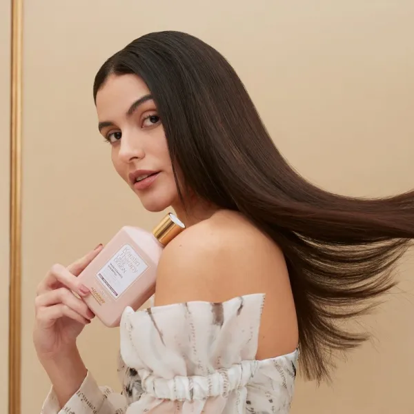 Alfaparf Milano Keratin Therapy Lisse Design jemný šampón na lesk a hebkosť vlasov 250 ml