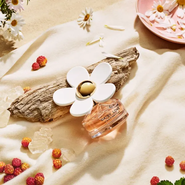 MARC JACOBS DAISY LOVE Toaletná voda