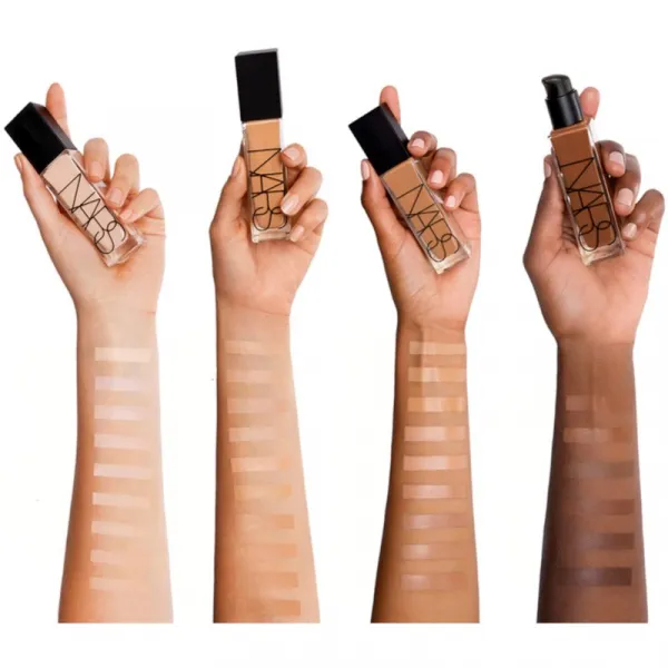 NARS Natural Radiant Longwear Foundation dlhotrvajúci make-up (rozjasňujúci) odtieň NAMIBIA 30 ml