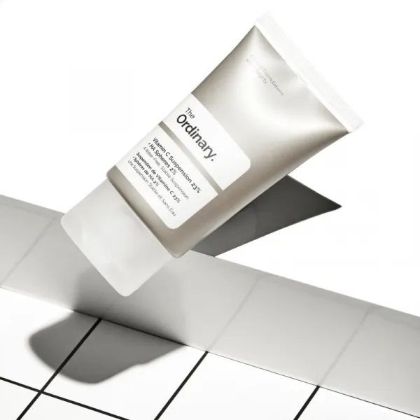 The Ordinary Vitamin C Suspension 23% + HA Spheres 2% rozjasňujúce sérum s vitamínom C 30 ml
