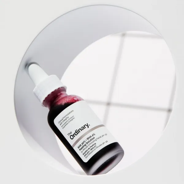 The Ordinary AHA 30% + BHA 2% Peeling Solution roztok s peelingovým efektom 30 ml