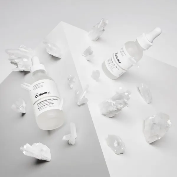 The Ordinary Niacinamide 10% + Zinc 1% rozjasňujúce pleťové sérum 60 ml